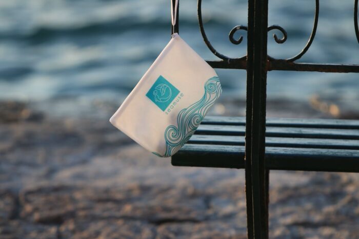 Αδιάβροχο τσαντάκι Καλλυντικών - Image 4