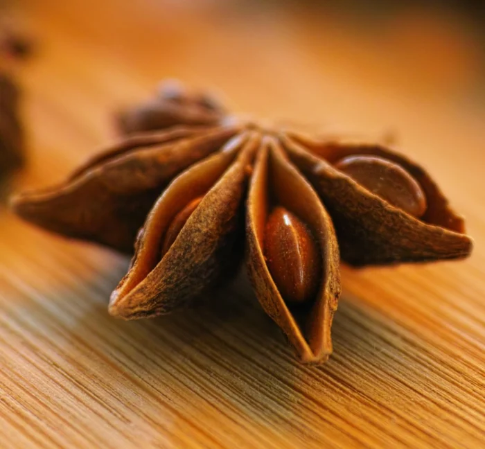 Γαλάκτωμα καθαρισμού προσώπου για ευαίσθητα δέρματα με εκχύλισμα αρτεμισίας και γλυκάνισου, 250 ml - Image 4